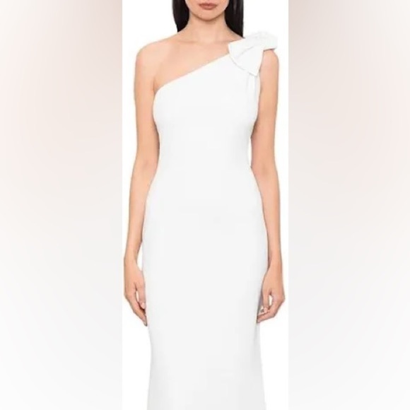 AQUA - white Scuba Bow One Shoulder Mermaid Gown size 0 White - Picture 4 of 11